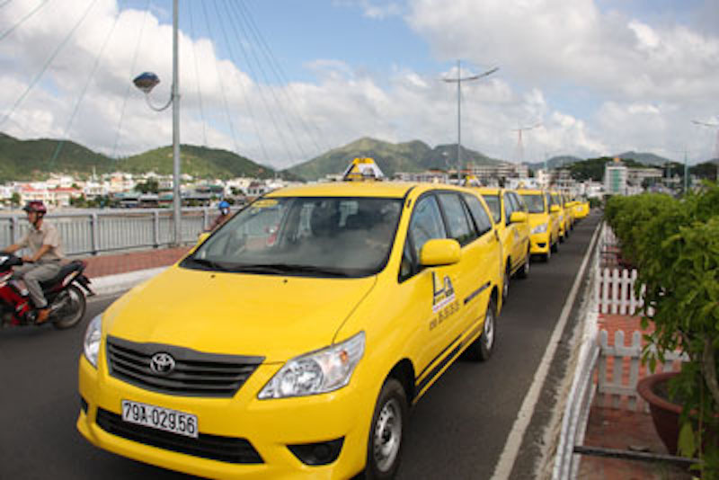 Quảng cáo trên taxi Asia Nha Trang