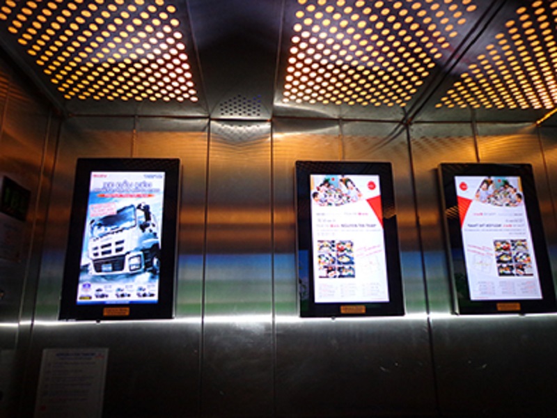 Quảng cáo Frame trong thang máy